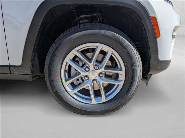 New 2026 Jeep Grand Cherokee Laredo X AWD/4WD image 16