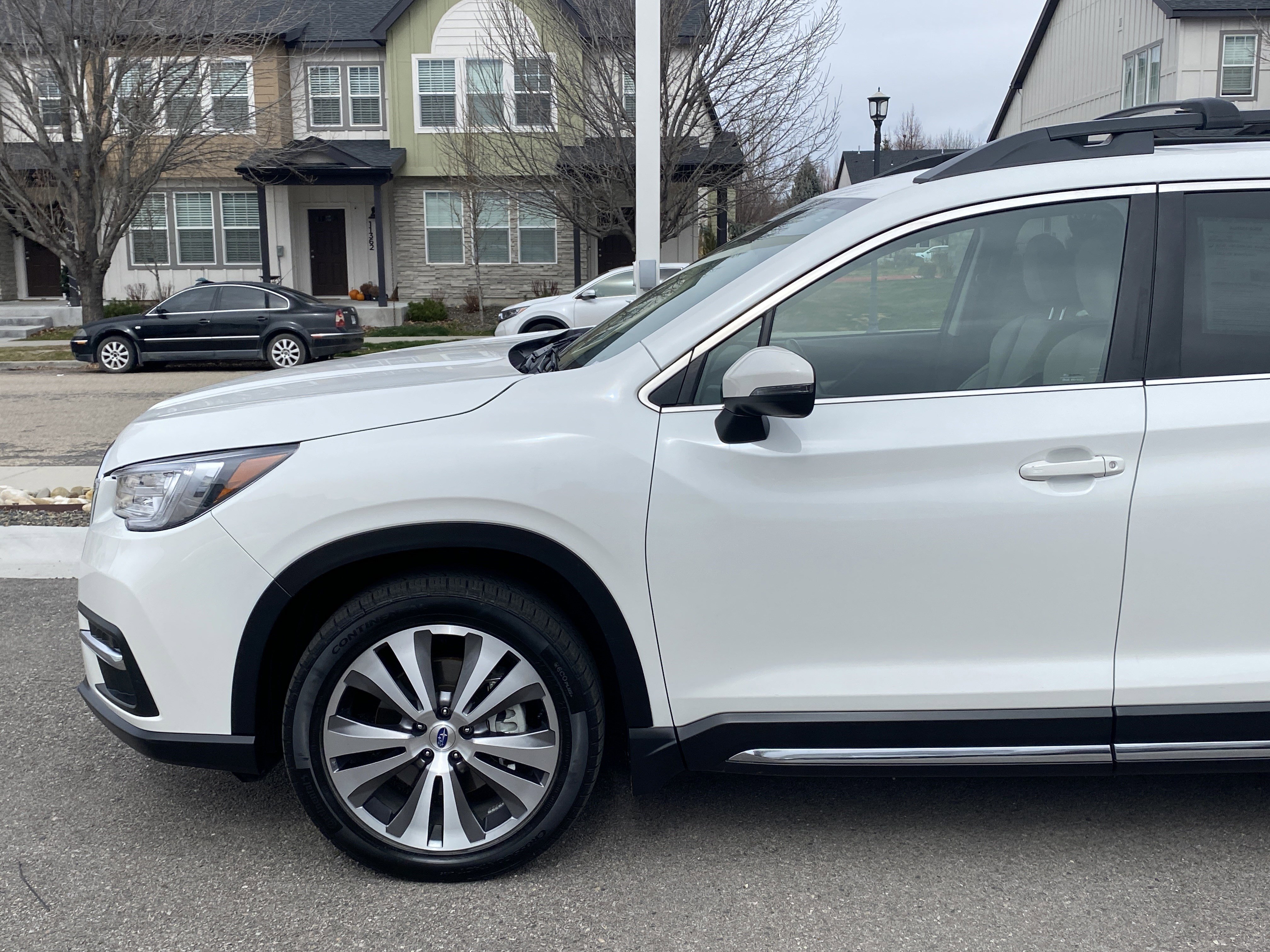 Used 2019 Subaru Ascent Limited w/ Popular Package #2A image 2