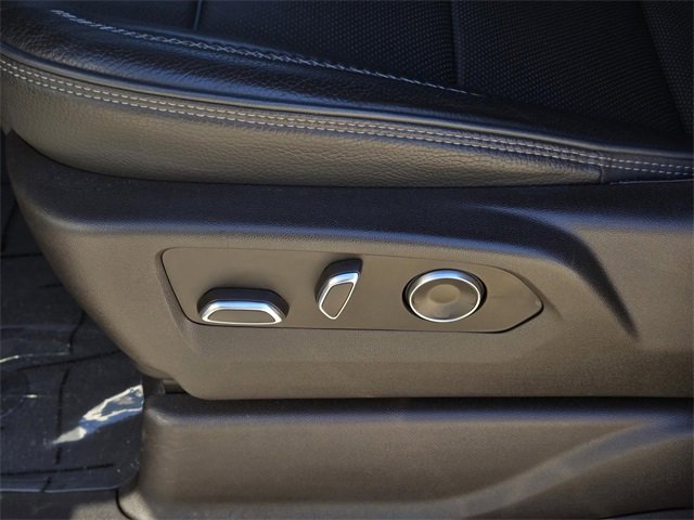 Used 2024 GMC Yukon Denali image 22