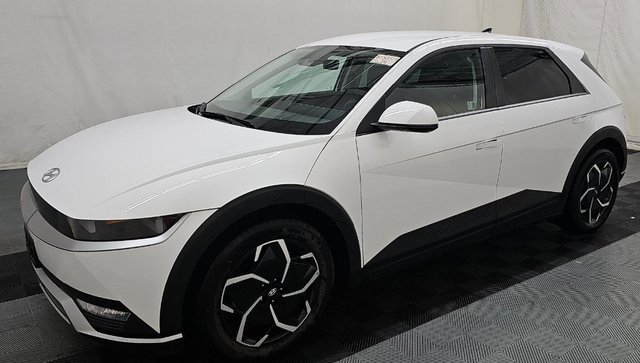 Used 2024 Hyundai Ioniq 5 SEL image 1