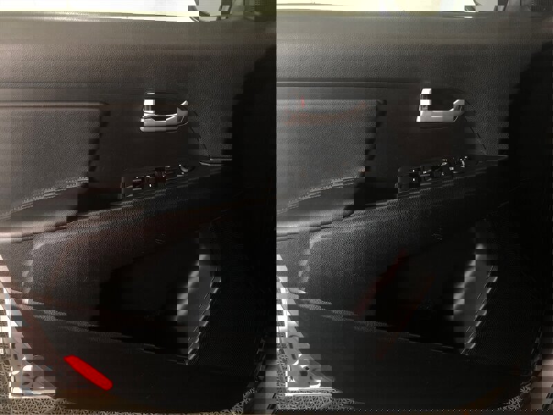 Used 2015 Kia Sportage EX image 16