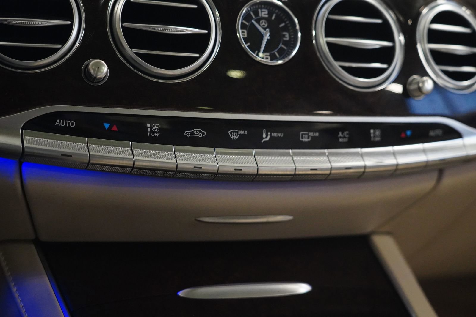 Certified 2020 Mercedes-Benz S 560 4MATIC Sedan image 27