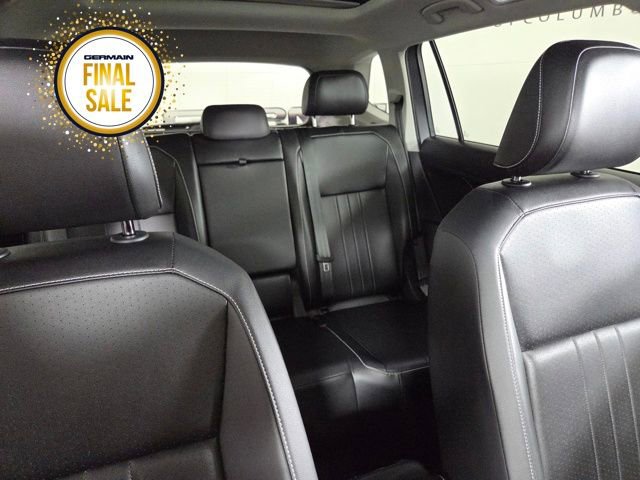 Certified 2024 Volkswagen Tiguan SE w/ Panoramic Sunroof Package image 17