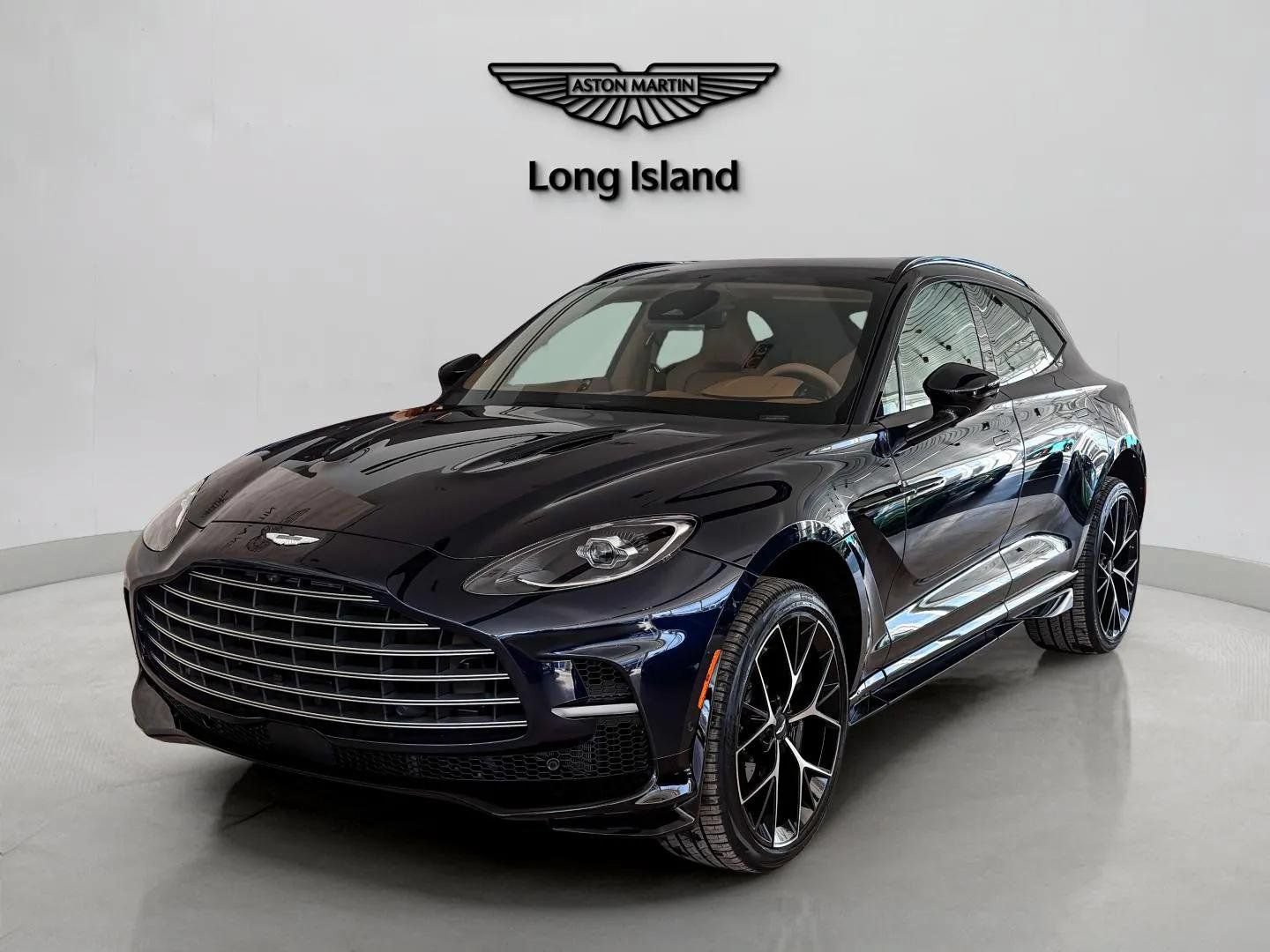 New 2026 Aston Martin DBX 707 AWD/4WD image 1