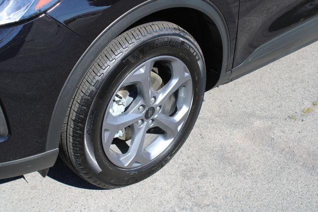 Used 2025 Ford Escape ST-Line Select w/ Tech Pack #2 AWD/4WD image 12