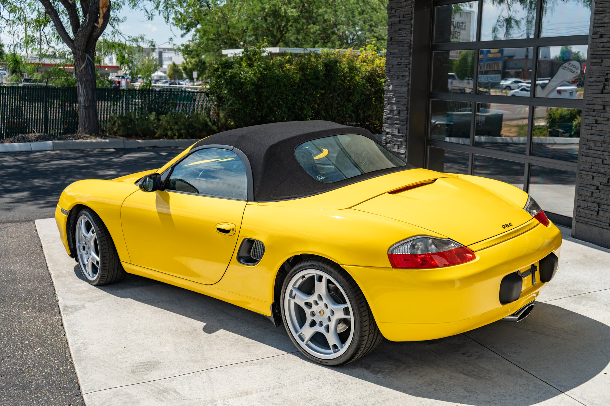 Used 1998 Porsche Boxster RWD image 8