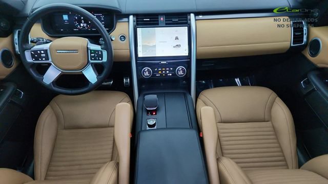 Used 2024 Land Rover Discovery Metropolitan Edition AWD/4WD image 49