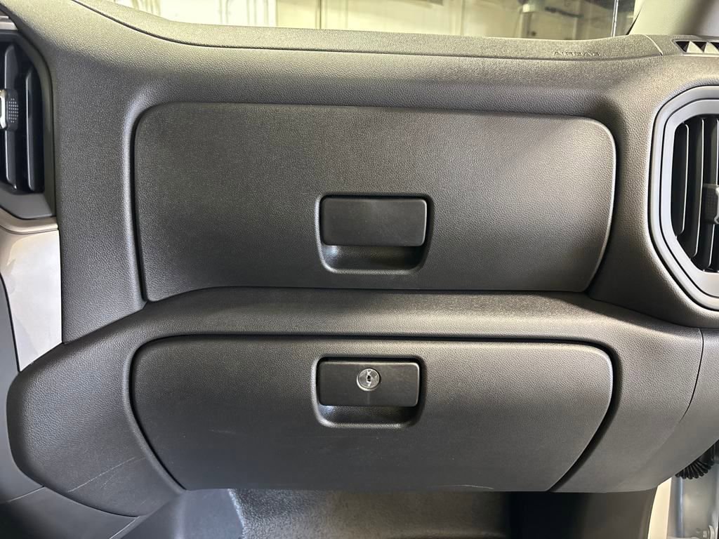 Used 2025 Chevrolet Silverado 1500 W/T w/ WT Value Package image 9