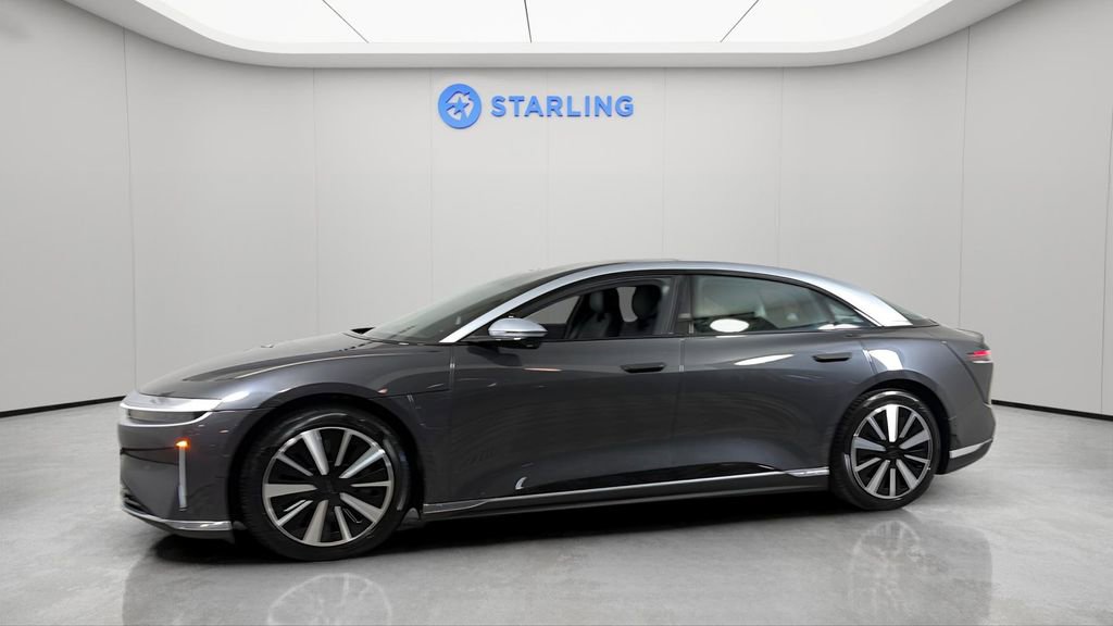 Used 2023 Lucid Air Grand Touring image 2