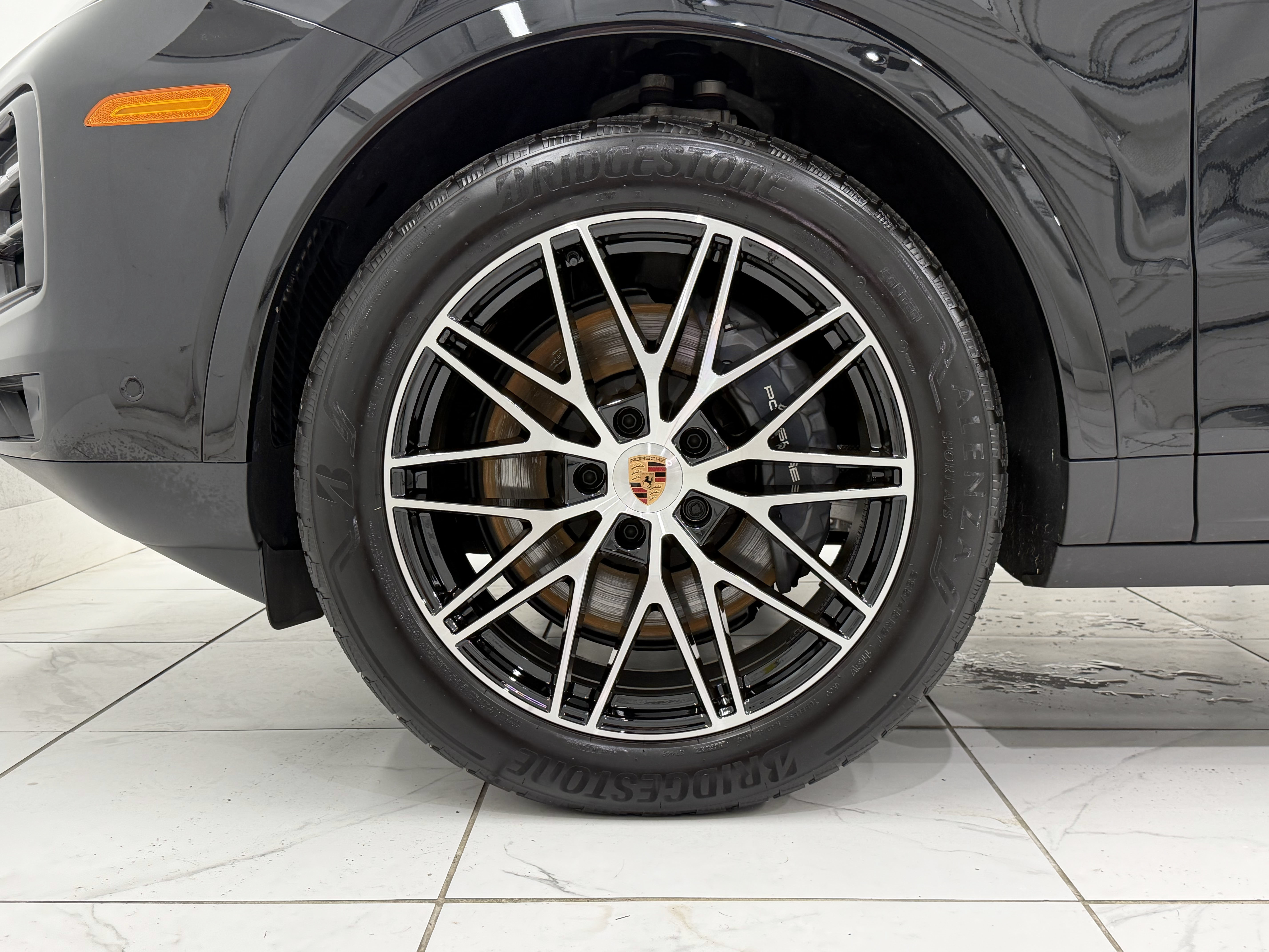 Certified 2026 Porsche Cayenne AWD/4WD image 16