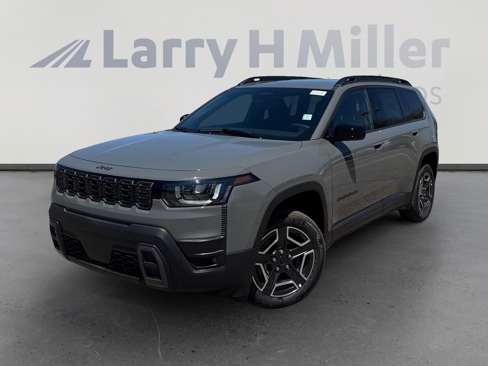New 2026 Jeep Cherokee Laredo AWD/4WD image 1