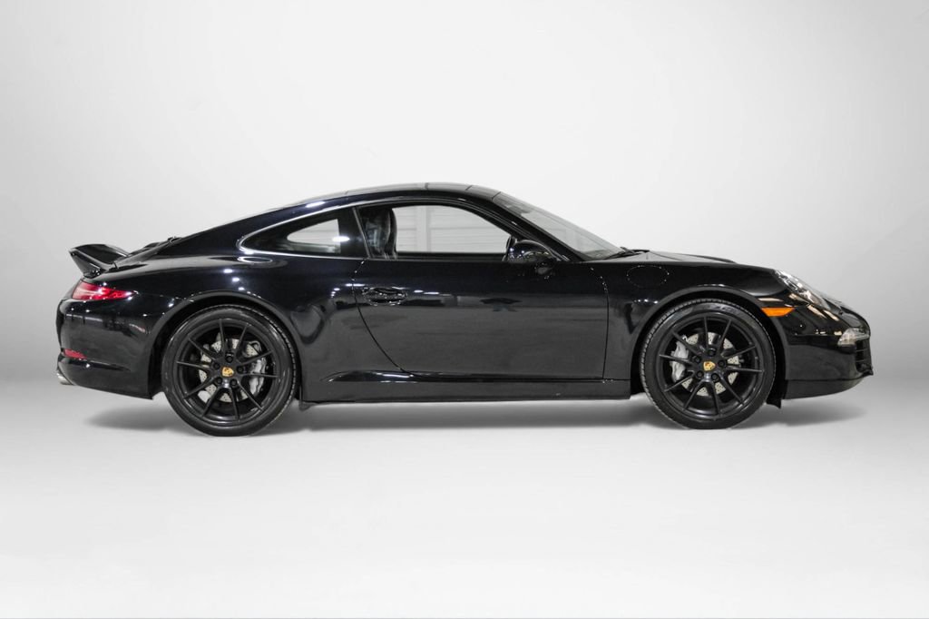 Used 2016 Porsche 911 Carrera Black Edition RWD image 5