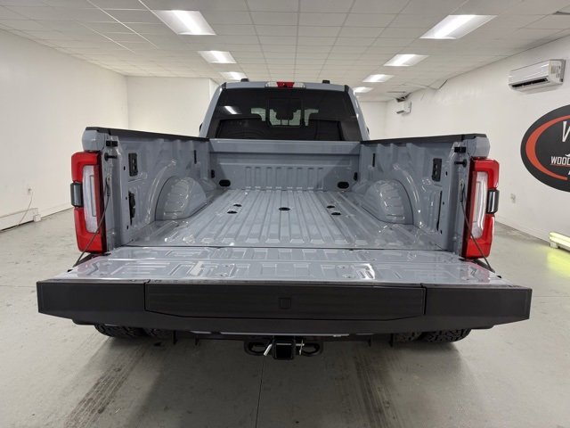 Used 2026 Ford F450 Lariat image 7