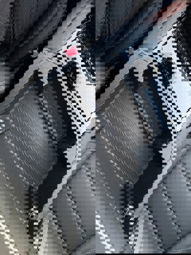 New 2026 GMC Yukon XL Denali w/ Sun & Power Step Package image 24