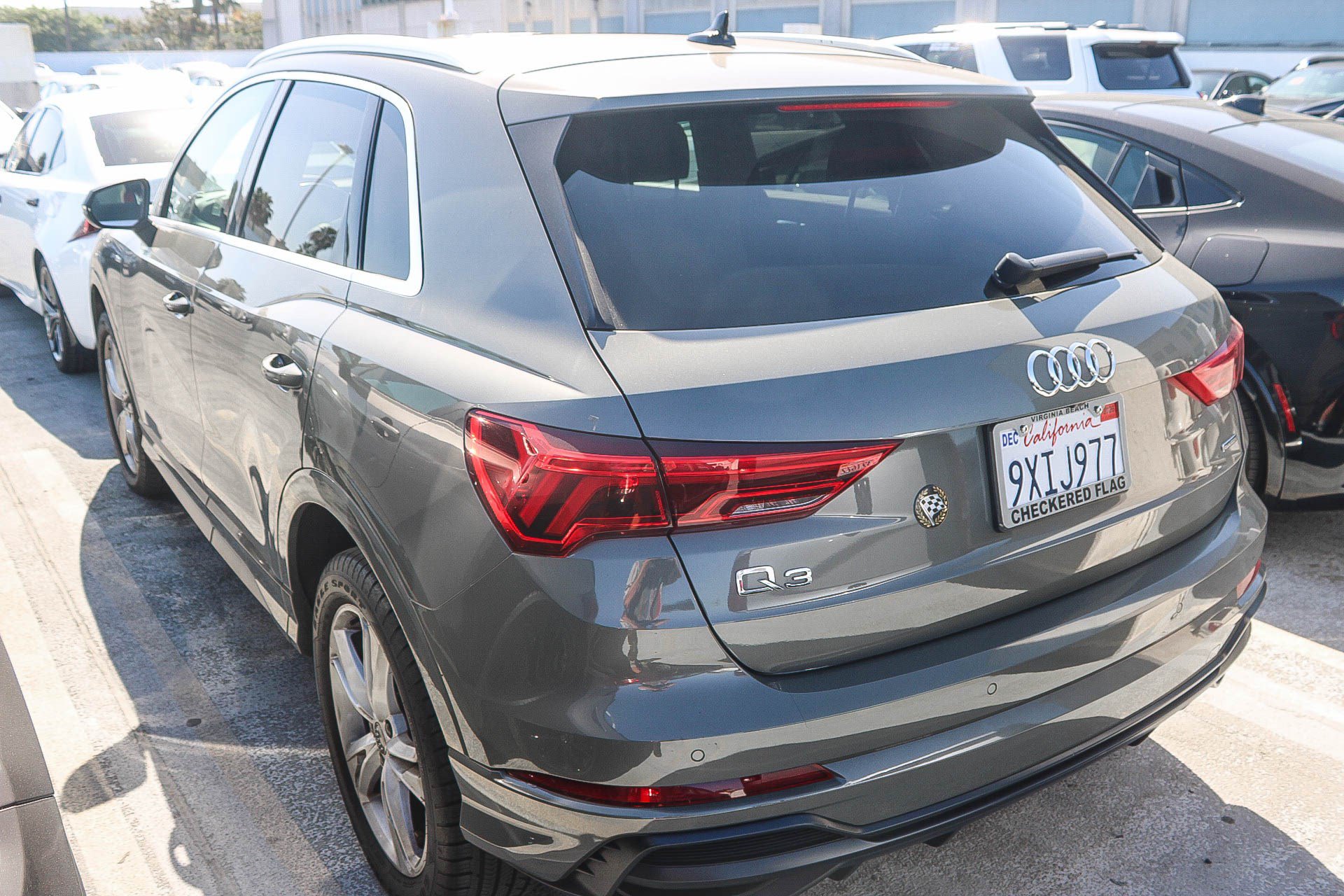 Used 2020 Audi Q3 2.0T Premium w/ Convenience Package AWD/4WD image 12