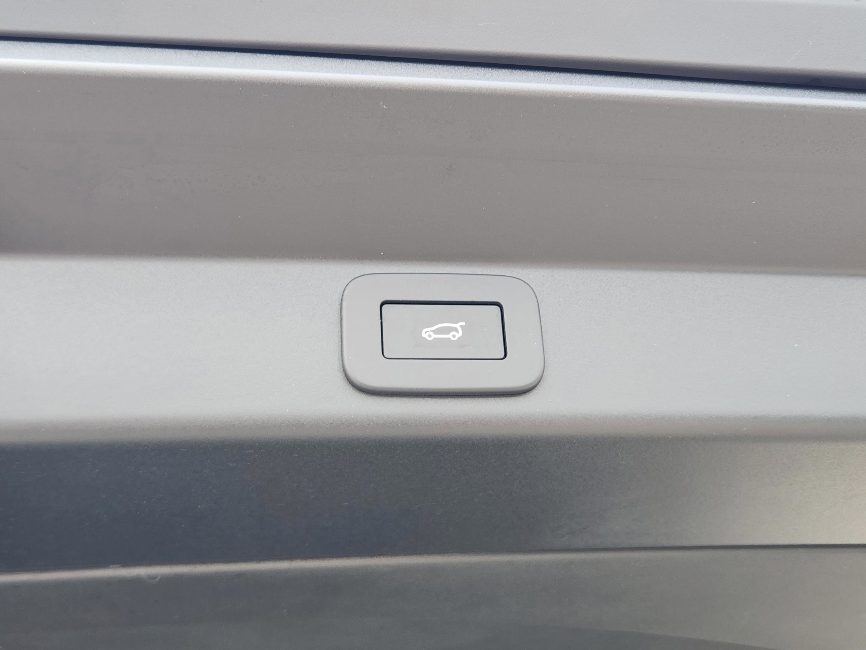 New 2026 Land Rover Range Rover Sport Dynamic SE image 36