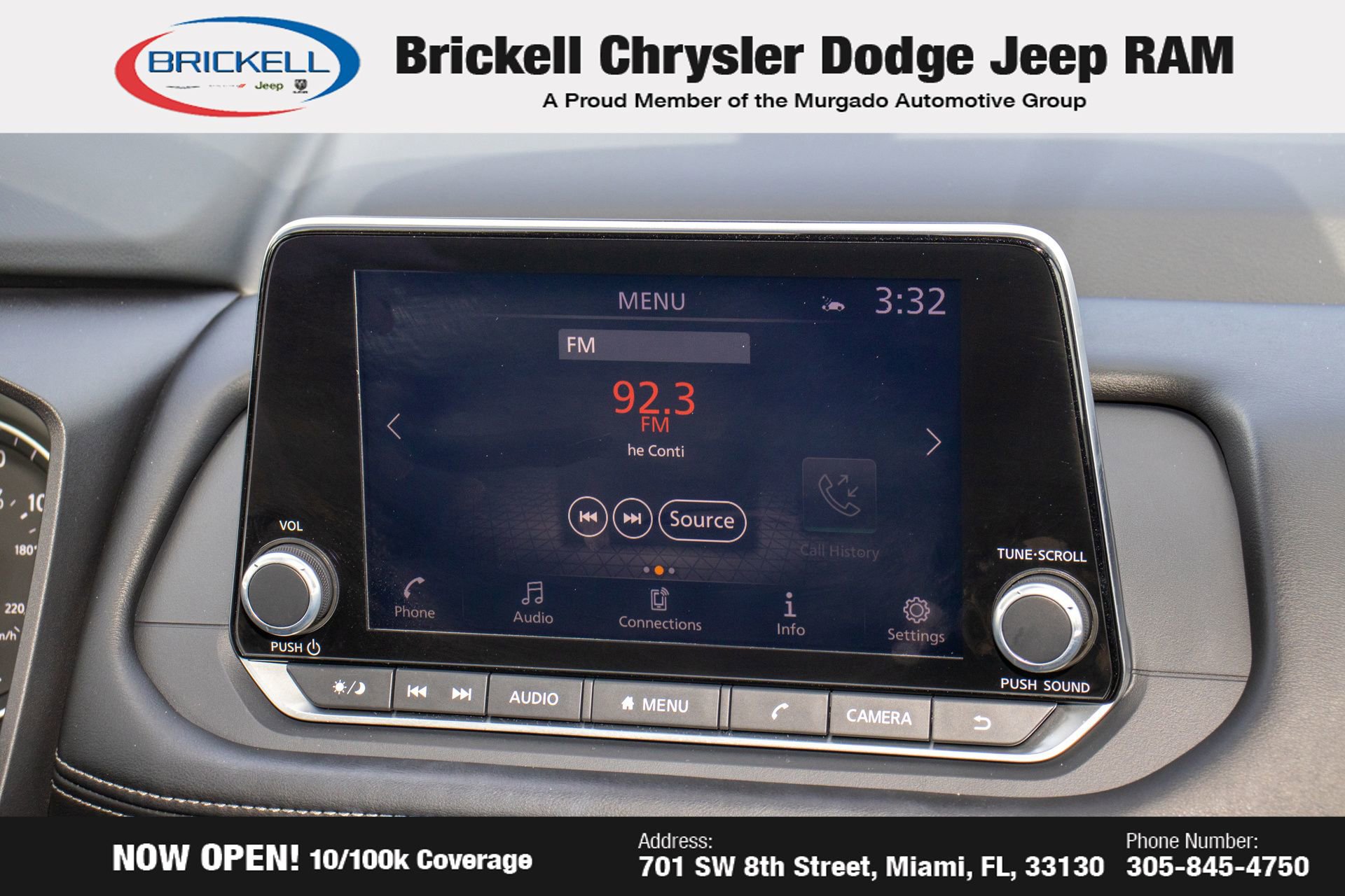 Used 2025 Nissan Rogue SV w/ SV Premium Package image 22