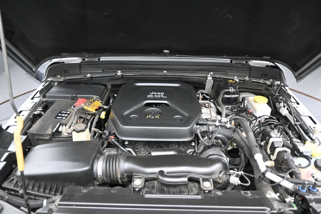 Used 2021 Jeep Wrangler Unlimited Sport AWD/4WD image 27