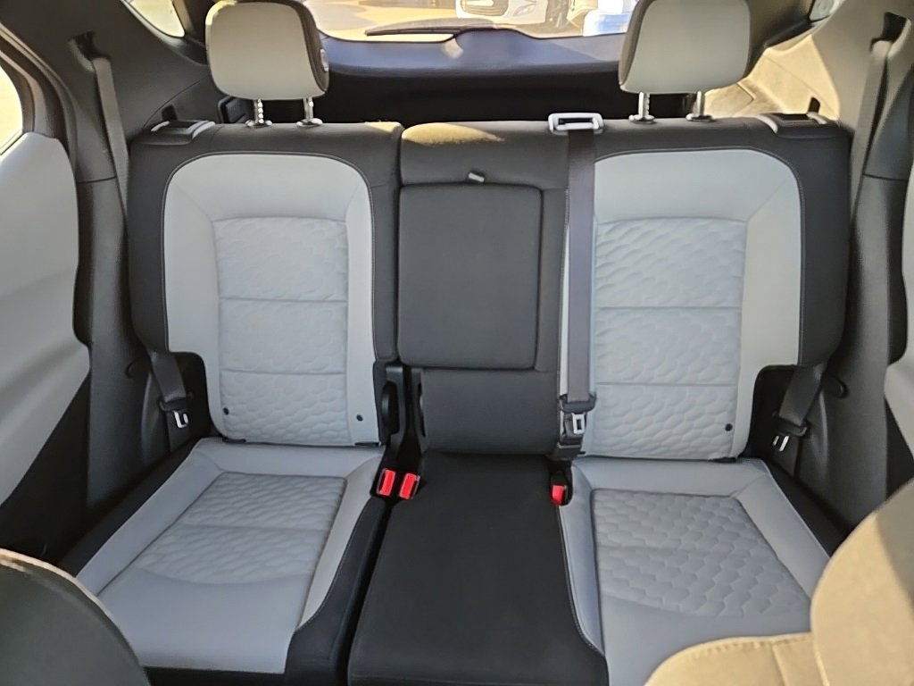 Used 2018 Chevrolet Equinox LT image 50