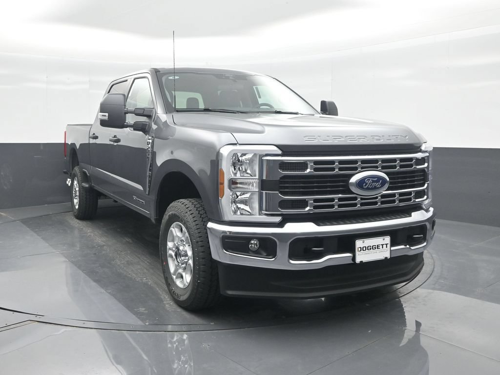 New 2026 Ford F250 XLT w/ FX4 Off-Road Package AWD/4WD image 8