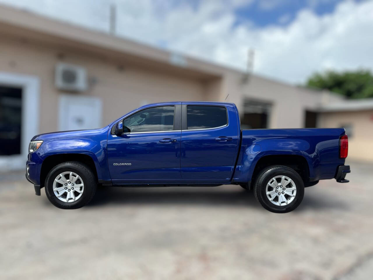 Used 2016 Chevrolet Colorado LT w/ LT Convenience Package image 5