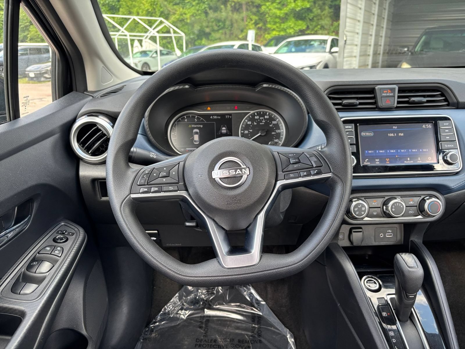 Used 2025 Nissan Versa SV FWD image 30