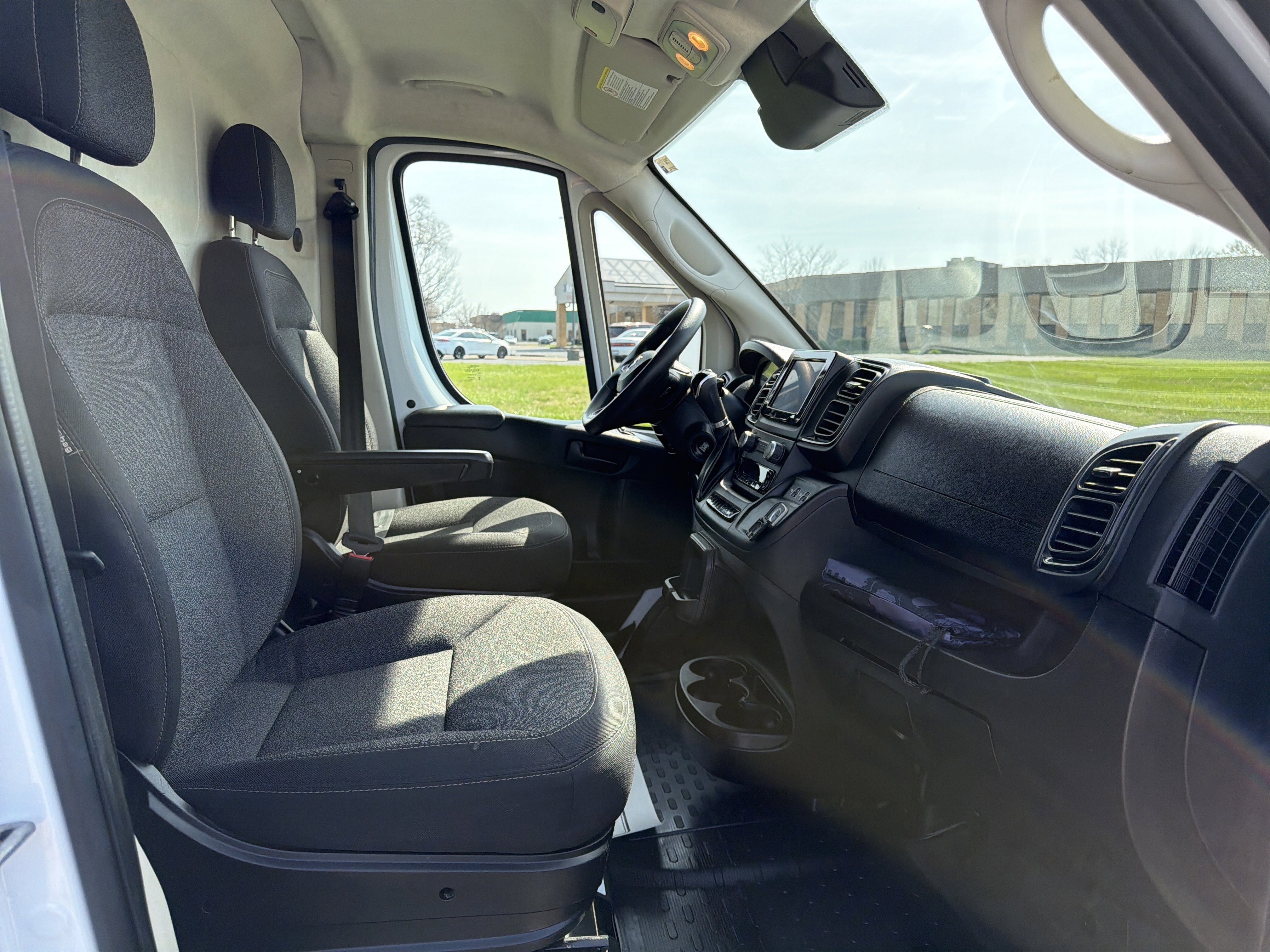 Used 2022 RAM ProMaster 3500 image 24