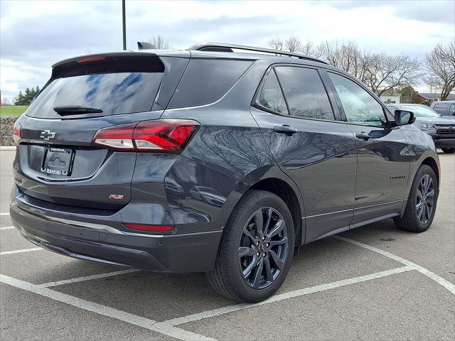 Used 2022 Chevrolet Equinox RS w/ Infotainment Package image 25