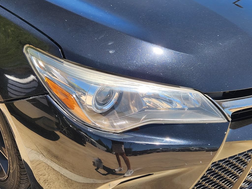 Used 2015 Toyota Camry XSE w/ Moonroof Package FWD image 7