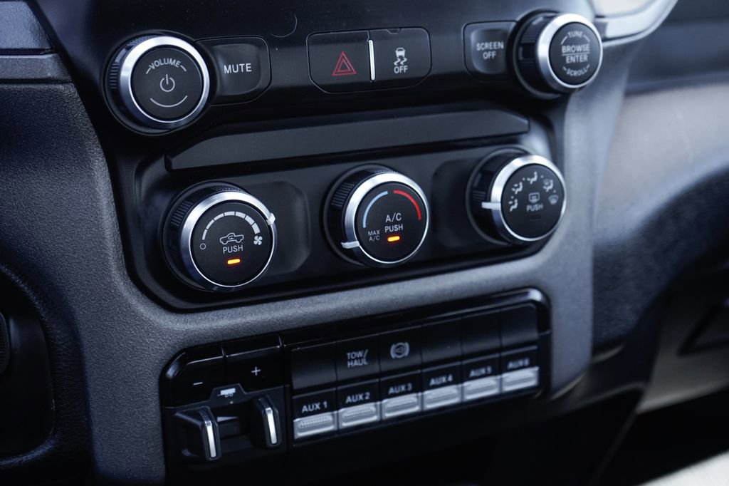 Used 2024 RAM 3500 Tradesman image 30