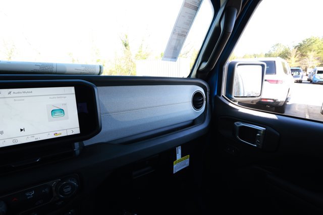 New 2026 Jeep Gladiator Sport image 23