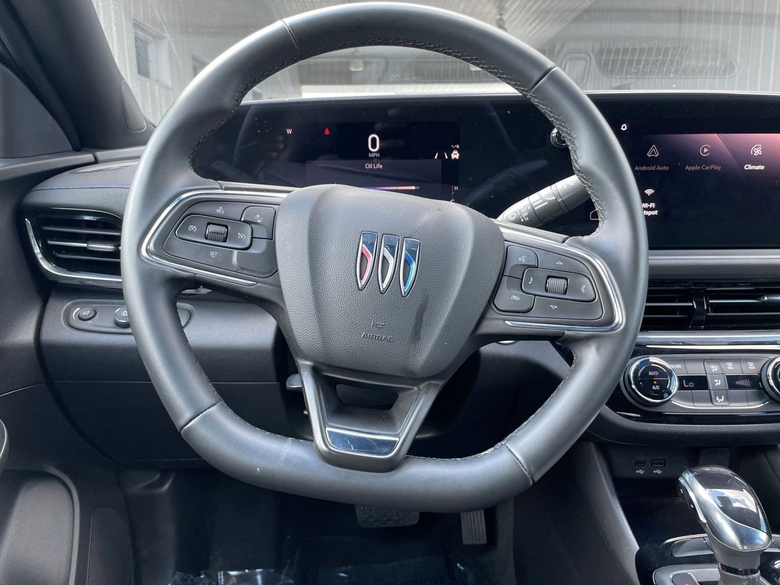 Used 2025 Buick Envista Sport Touring FWD image 25