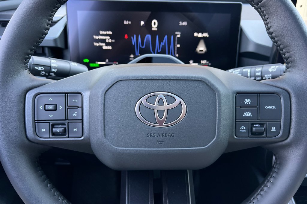 New 2026 Toyota RAV4 XSE w/ Panoramic Sun Roof Package AWD/4WD image 27