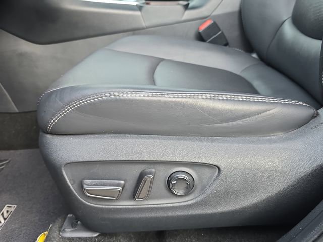 Used 2019 Toyota RAV4 Limited w/ Limited Grade Weather Package image 29