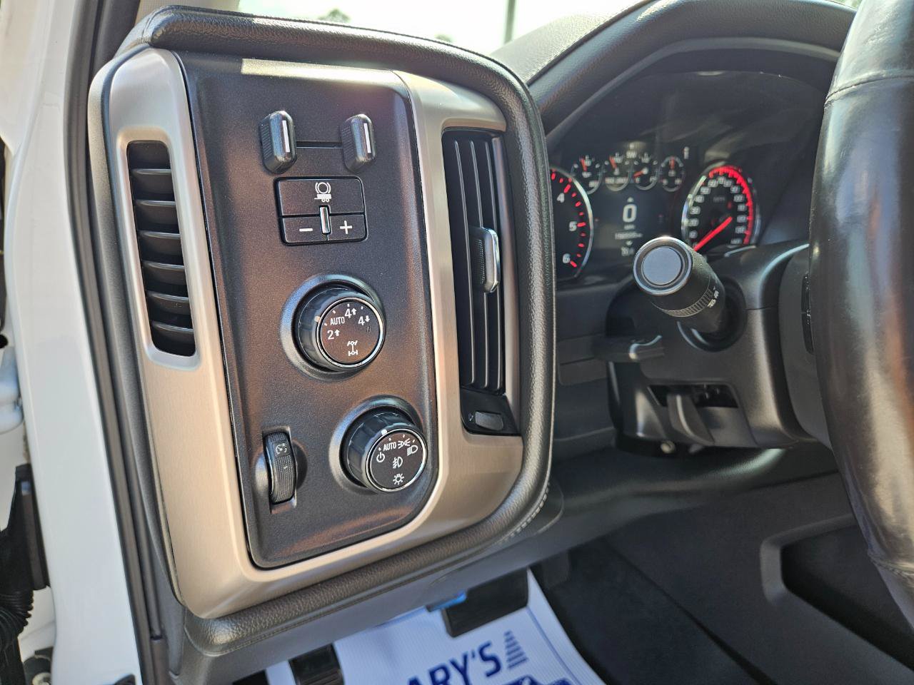Used 2016 GMC Sierra 1500 Denali w/ Enhanced Driver Alert Package AWD/4WD image 27