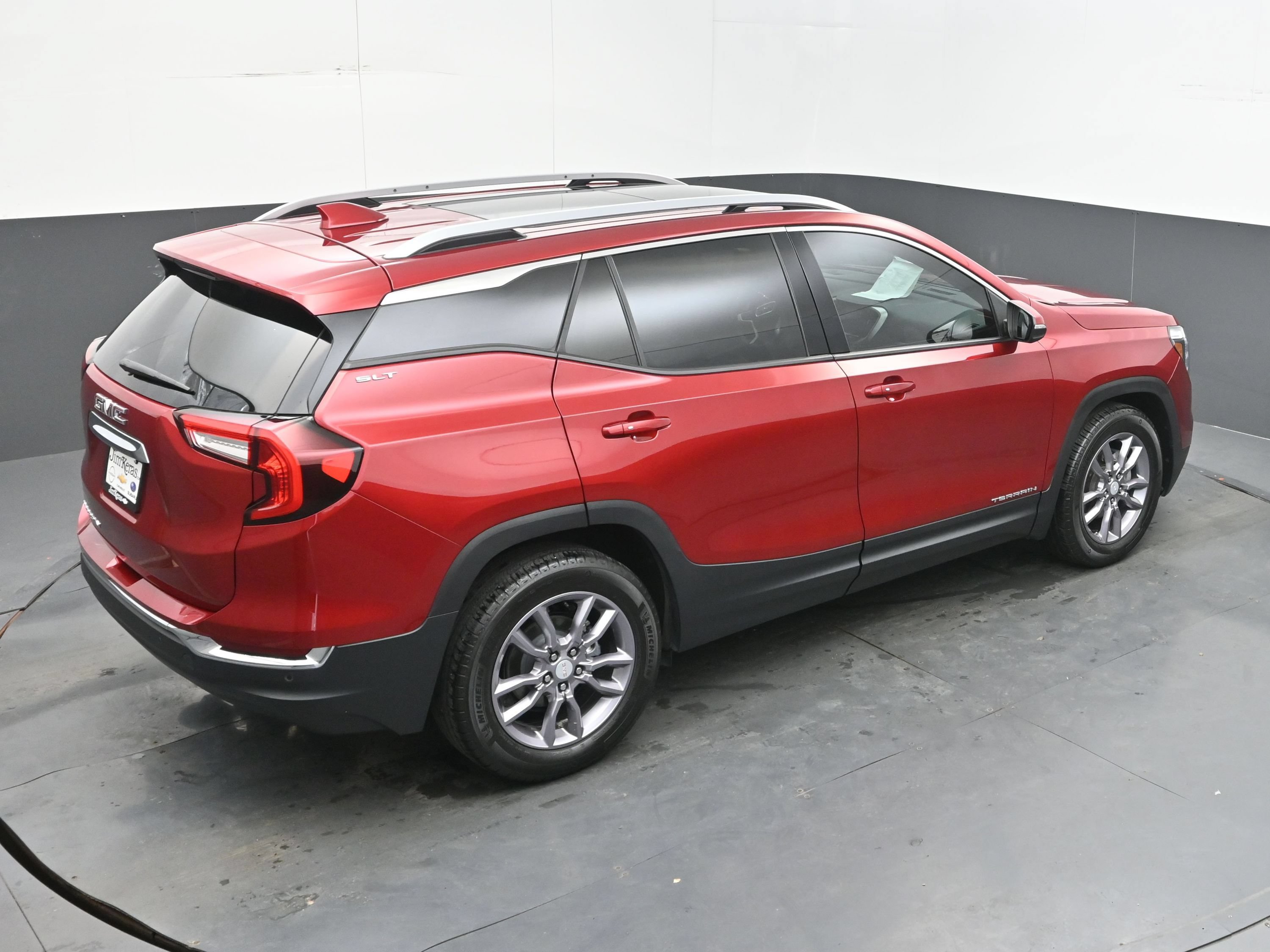 Used 2023 GMC Terrain SLT w/ Tech Package FWD image 38
