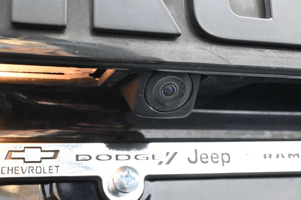 Used 2024 Toyota 4Runner Limited AWD/4WD image 37