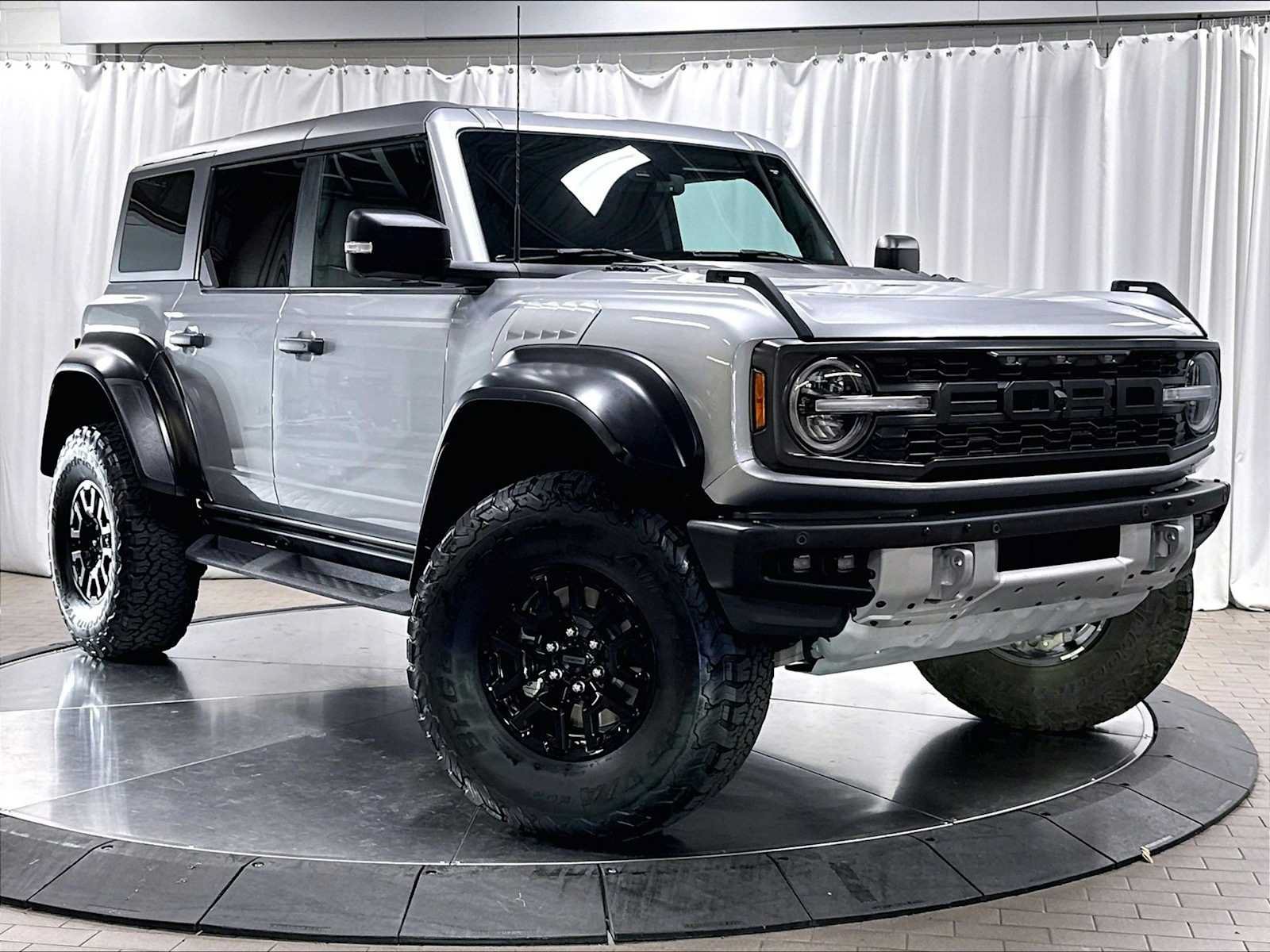 Used 2023 Ford Bronco Raptor AWD/4WD image 11