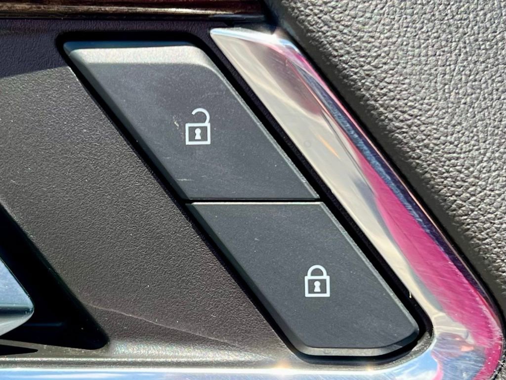 Used 2024 Chevrolet Silverado 1500 LT w/ Protection Package image 28