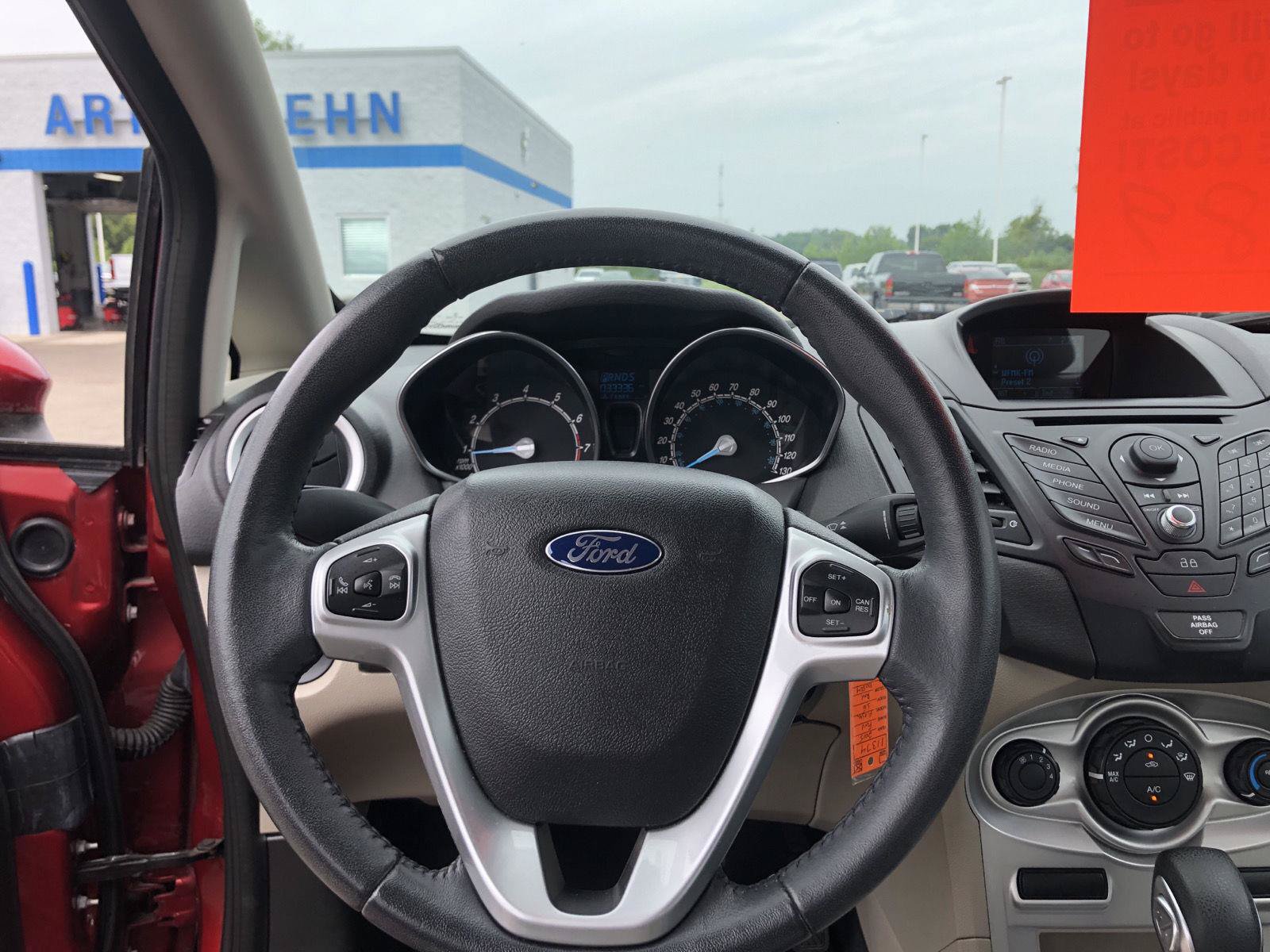 Used 2015 Ford Fiesta SE FWD image 15