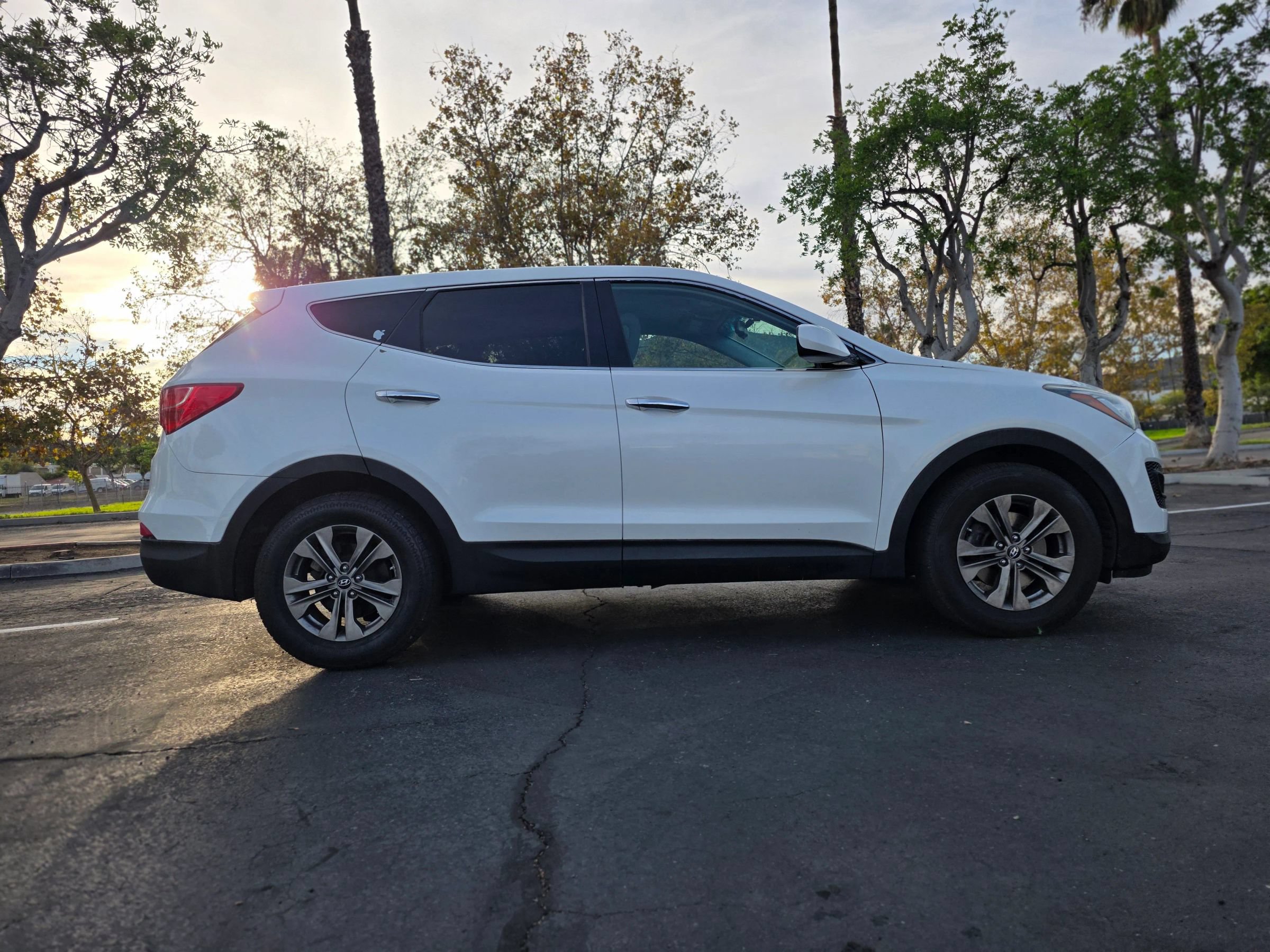 Used 2014 Hyundai Santa Fe Sport AWD/4WD image 4