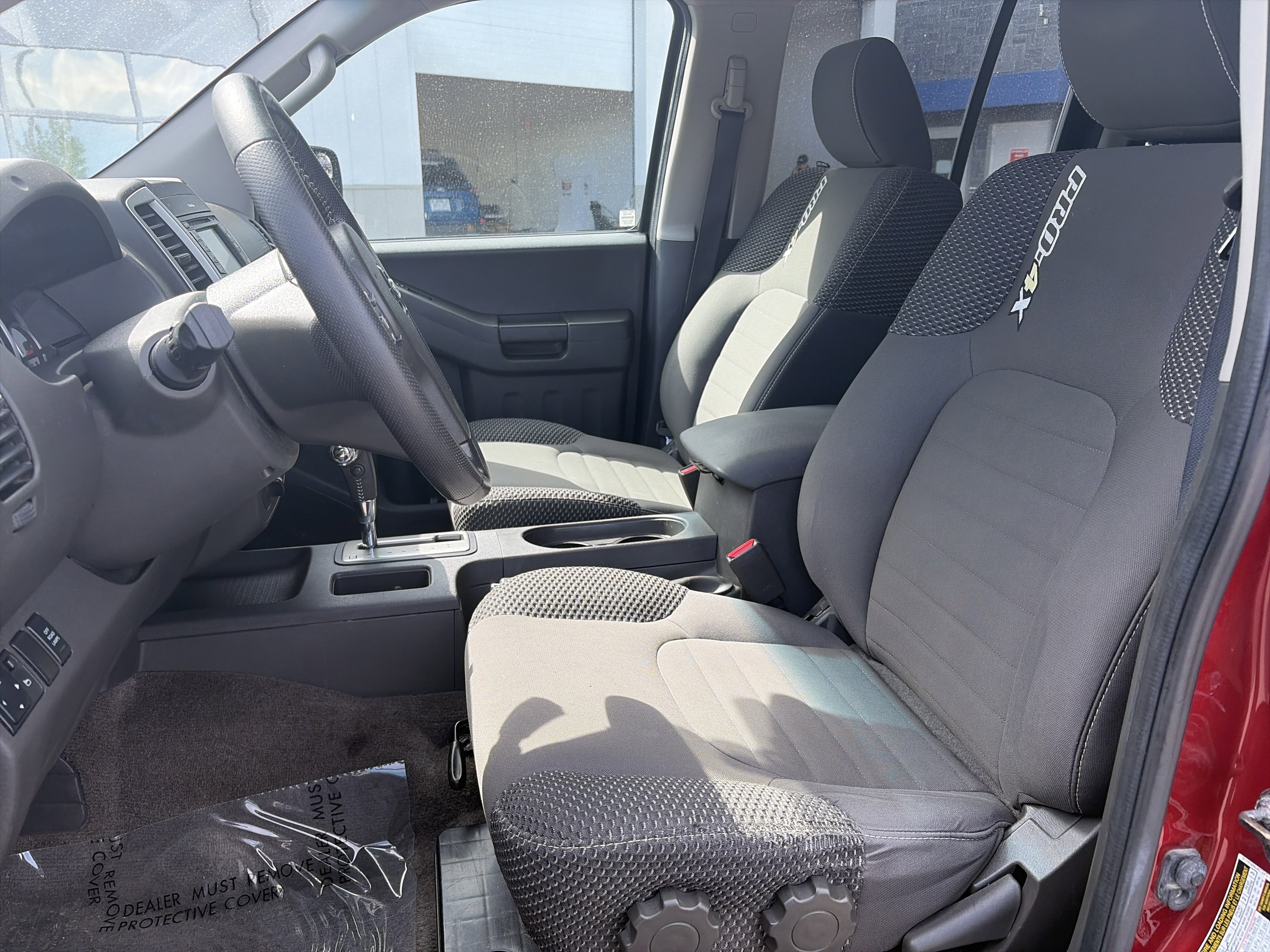 Used 2015 Nissan Xterra PRO-4X AWD/4WD image 14