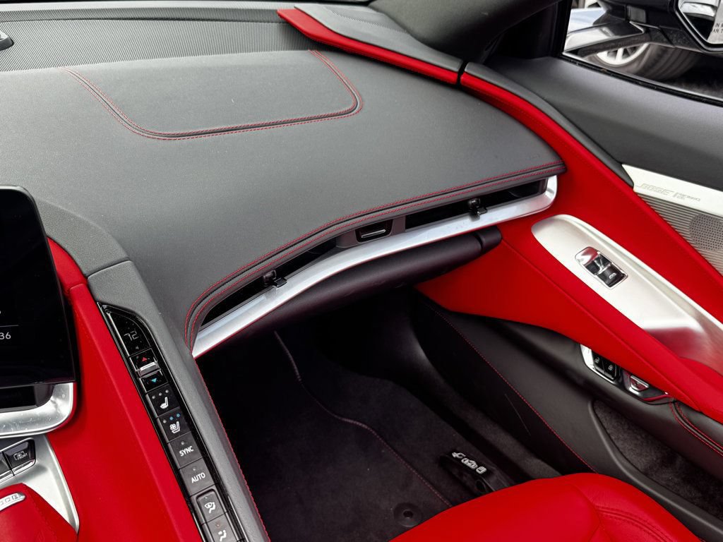 Used 2021 Chevrolet Corvette Stingray Preferred Conv w/ 2LT RWD image 13