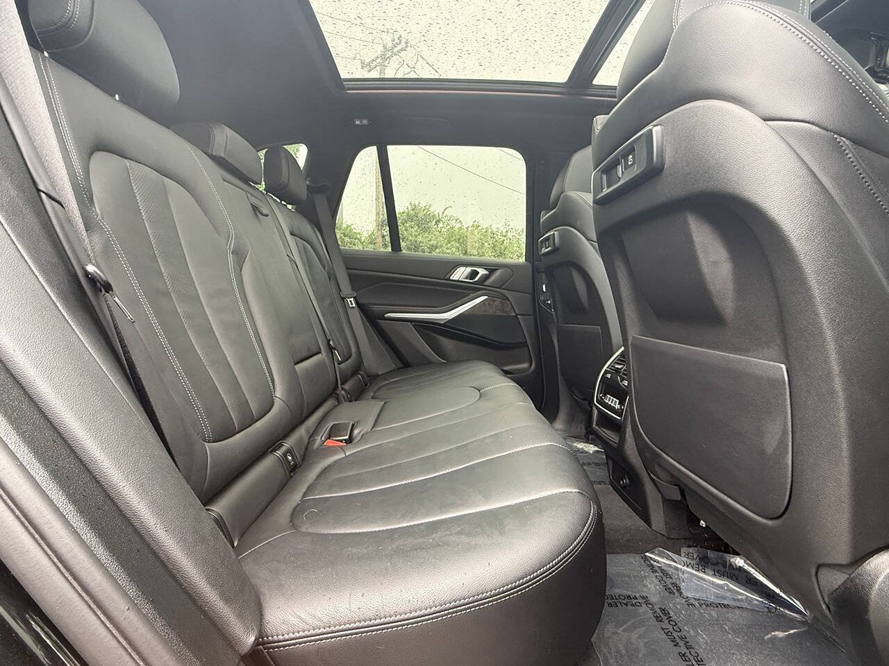 Used 2021 BMW X5 xDrive40i w/ M Sport Package AWD/4WD image 16