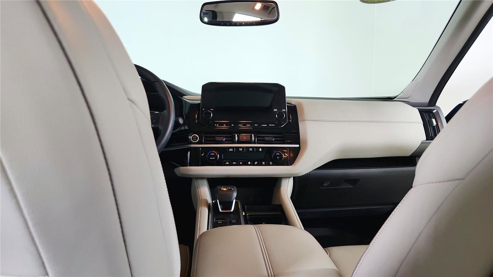 Used 2022 Nissan Pathfinder SL w/ SL Premium Package image 14