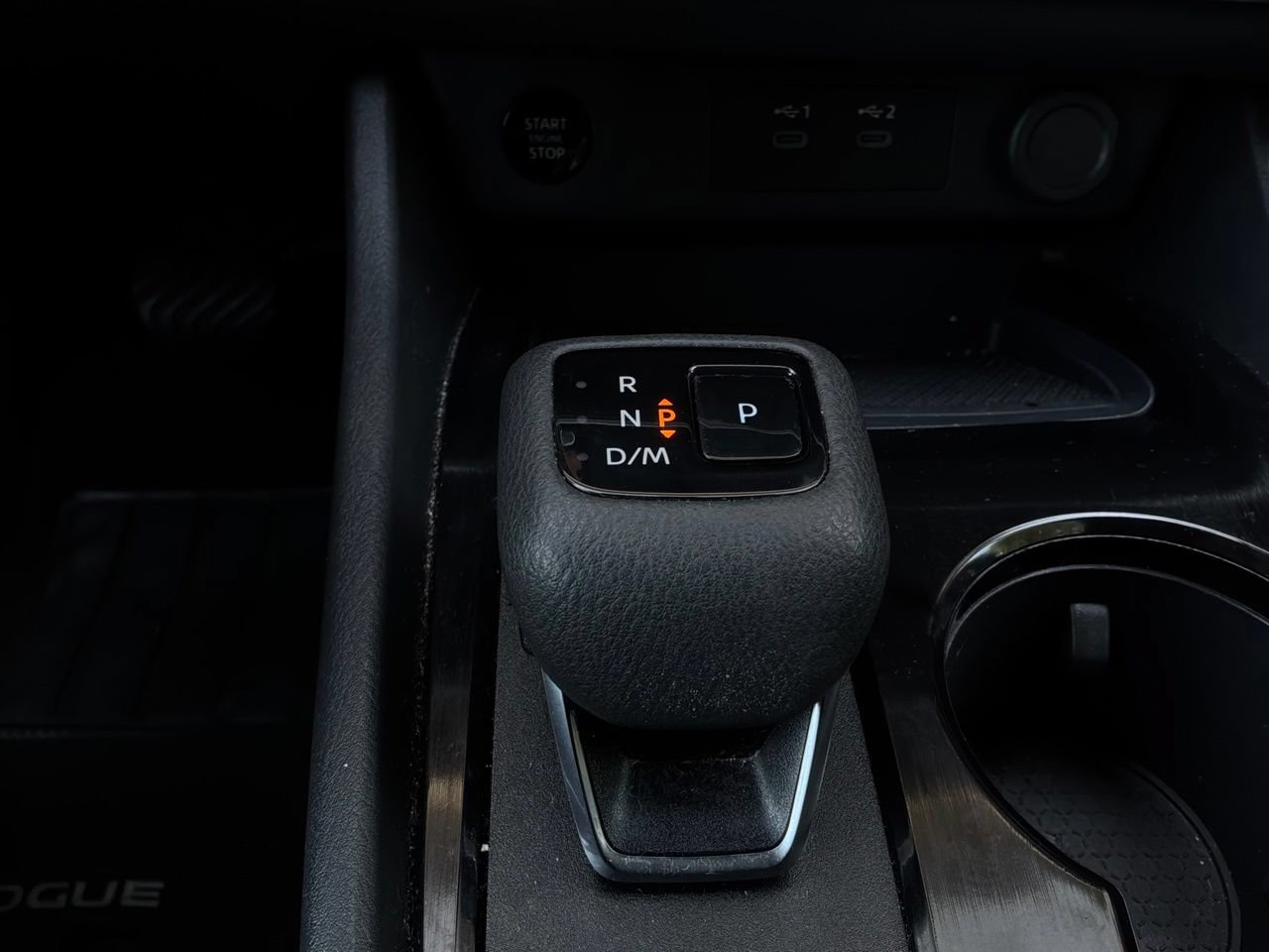 Used 2025 Nissan Rogue SV FWD image 24