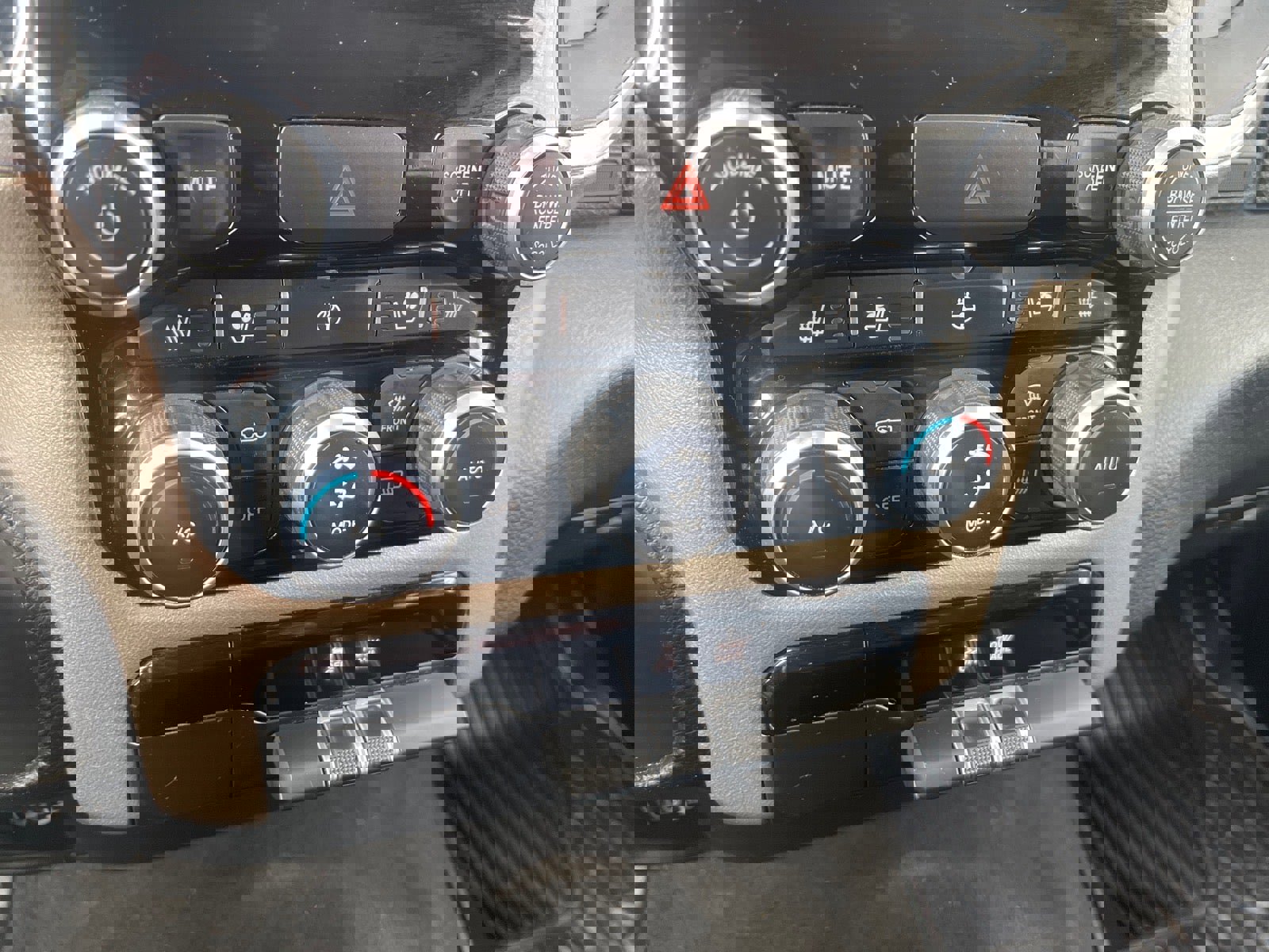 Used 2019 RAM 1500 Laramie image 15