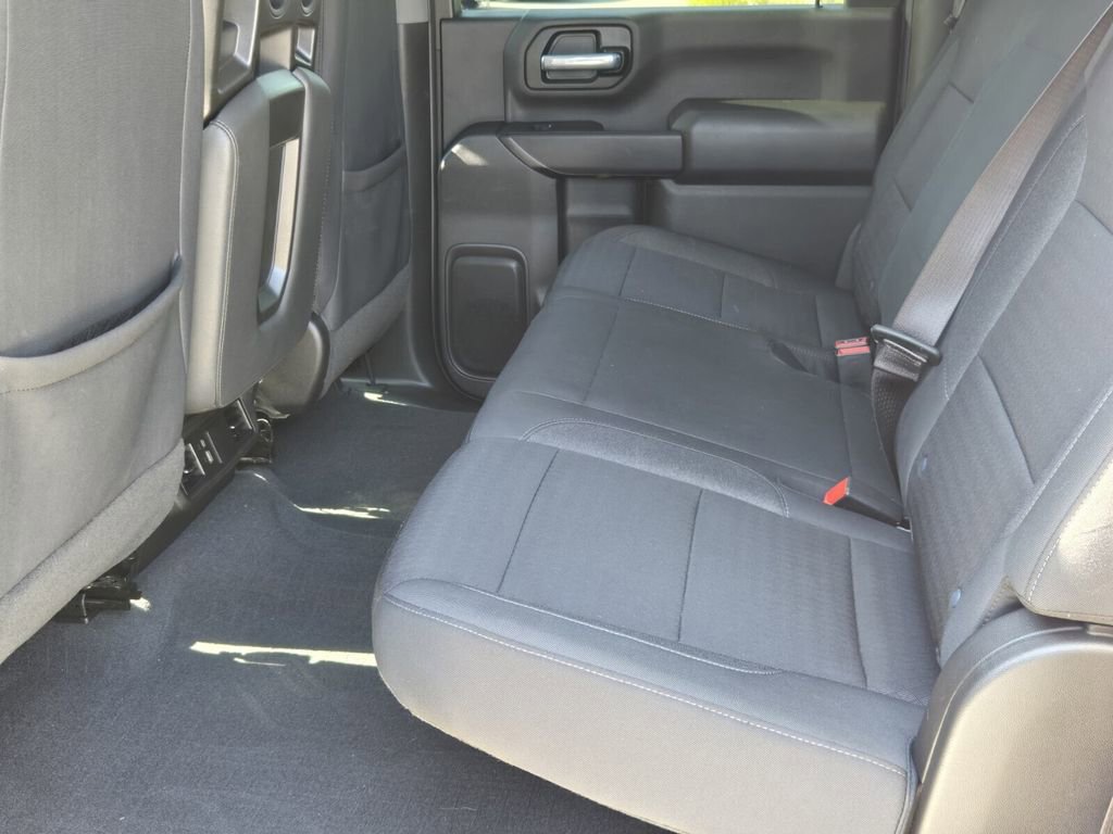 Used 2024 Chevrolet Silverado 2500 Custom w/ Custom Value Package image 11