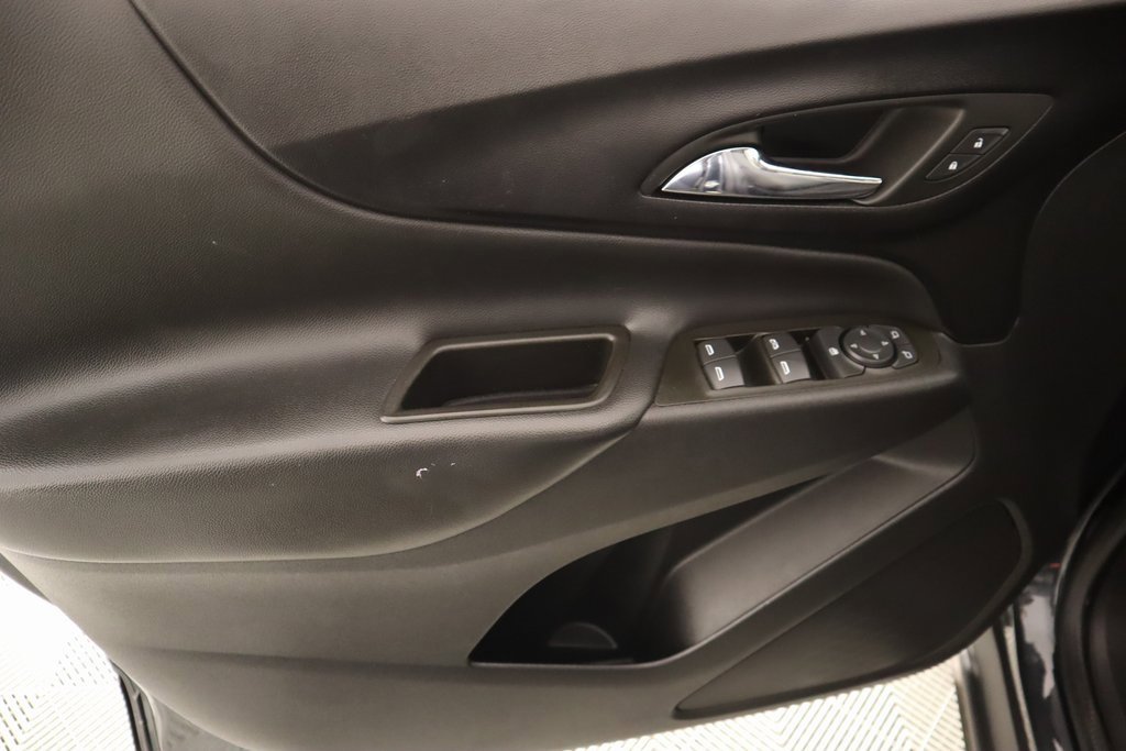 Used 2023 Chevrolet Equinox LT image 14