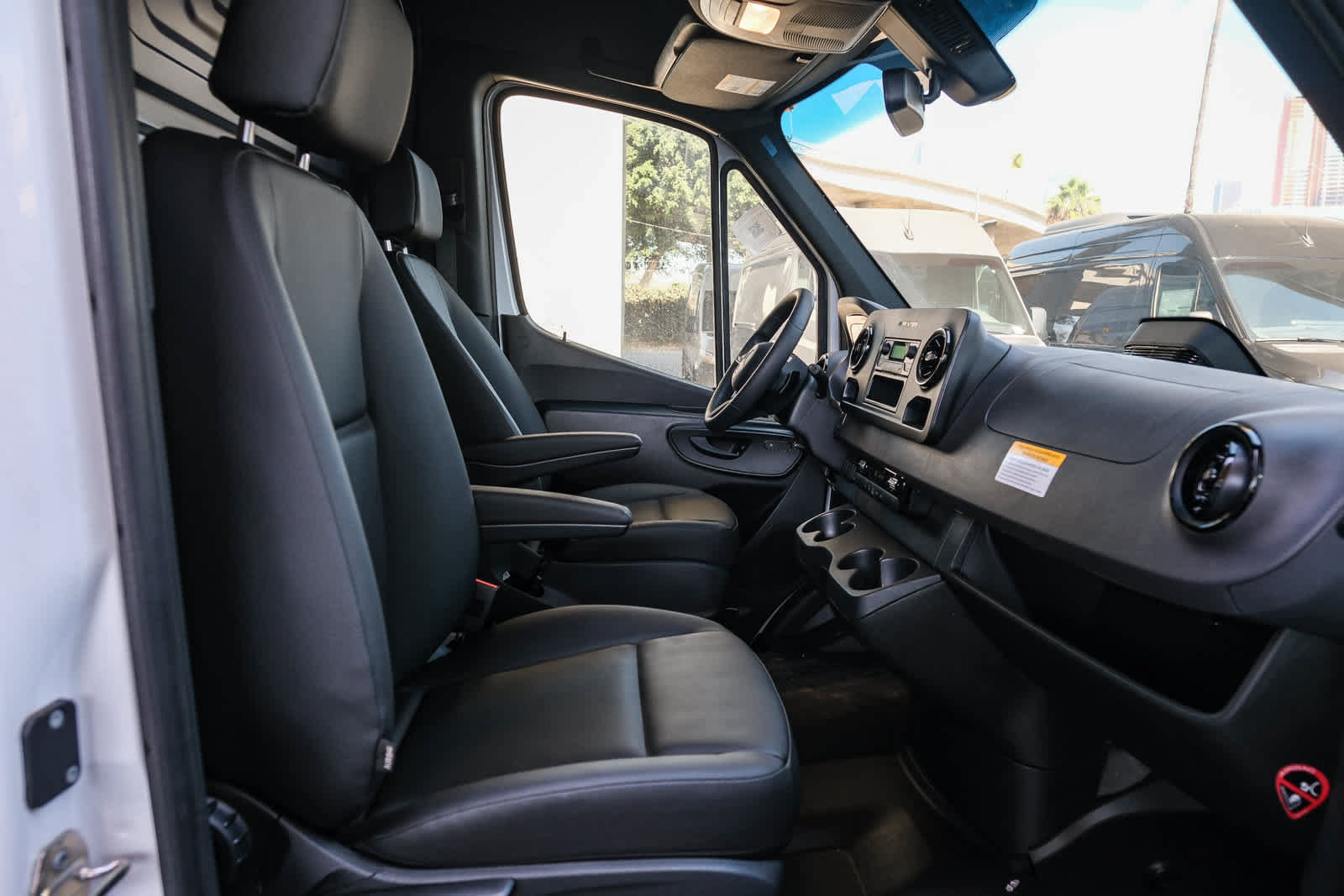 New 2025 Mercedes-Benz Sprinter 2500 image 18